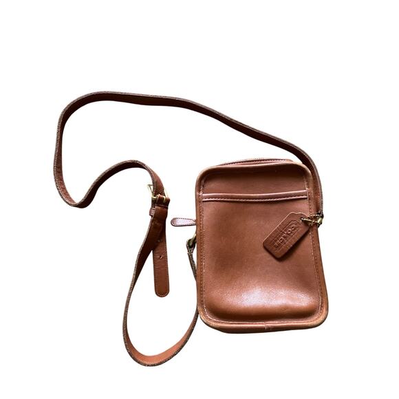 Coach Handbags - COACH Kit Crossbody Bag / Purse Tan Leather
